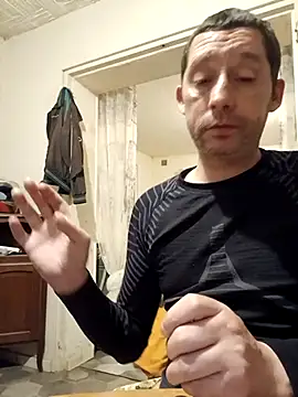 frederic198 online show from 12-13-25, 08:04