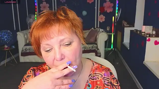 Kira Kenett online show from 02-24-26, 01:01