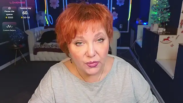 Kira Kenett online show from 12-19-25, 12:40