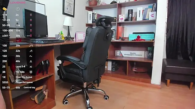 GretaVoss  online show from 03-31-26, 04:09