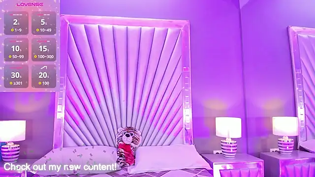 HatsaJones online show from 03-24-26, 04:01