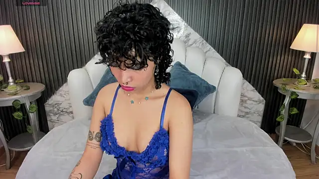 DaniCollinn  online show from 11-03-25, 07:39