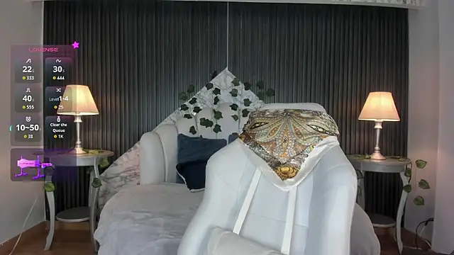 DaniCollinn  online show from 12-05-25, 04:05