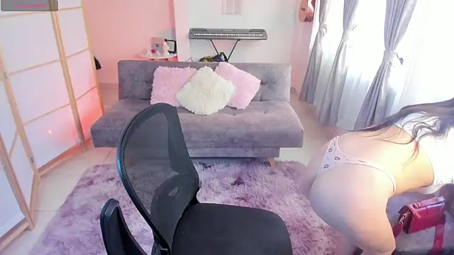 amelia-coben online show from 09-18-25, 08:12