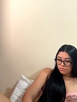 Alexa69xx online show from 10-28-25, 04:28