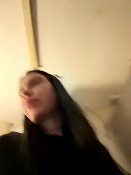 Snapshot of valentinalamont chatting on 10-09-25, 03:40 valentinalamont online show from 10-09-25, 03:40