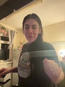 Snapshot of valentinalamont chatting on 09-17-25, 10:01 valentinalamont online show from 09-17-25, 10:01