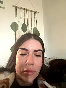 Snapshot of valentinalamont chatting on 09-20-25, 07:13 valentinalamont online show from 09-20-25, 07:13