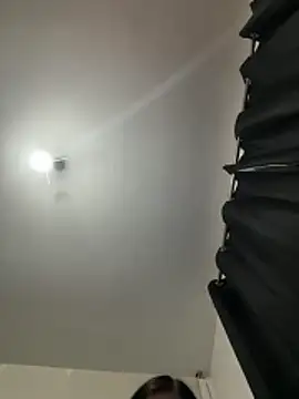 Snapshot of valentinalamont chatting on 11-30-25, 04:41 valentinalamont online show from 11-30-25, 04:41