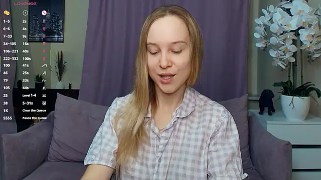 SoonMoor online show from 03-10-26, 07:07