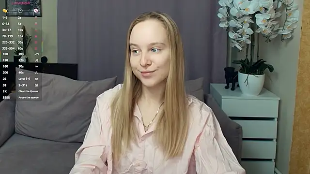 SoonMoor online show from 01-08-26, 07:09