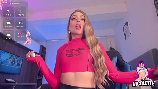 Snapshot of nicolette_tay chatting on 04-16-26, 01:56 nicolette tay online show from 04-16-26, 01:56