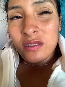 Snapshot of Berta_arevalo_blsd chatting on 10-07-25, 01:12 Berta arevalo blsd online show from 10-07-25, 01:12