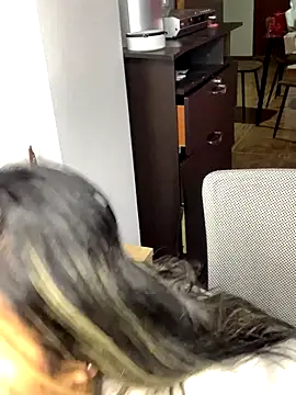 Snapshot of Berta_arevalo_blsd chatting on 10-15-25, 03:16 Berta arevalo blsd online show from 10-15-25, 03:16