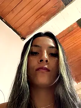Snapshot of Berta_arevalo_blsd chatting on 10-20-25, 05:13 Berta arevalo blsd online show from 10-20-25, 05:13