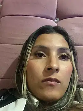Snapshot of Berta_arevalo_blsd chatting on 10-17-25, 06:06 Berta arevalo blsd online show from 10-17-25, 06:06