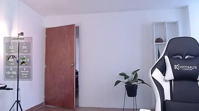 Ellyuwuw online show from 09-10-25, 08:08