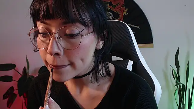 Ellyuwuw online show from 01-14-26, 10:13