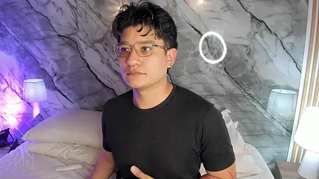 Snapshot of Dante_Callahan chatting on 11-15-25, 08:13 Dante Callahan online show from 11-15-25, 08:13