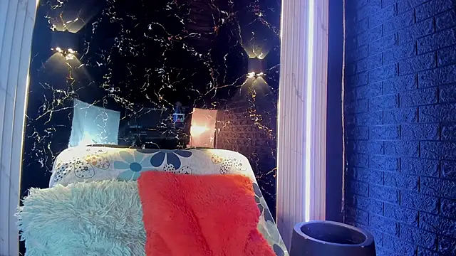 LolaXXXperience online show from 09-11-25, 11:10