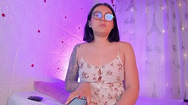 LolaXXXperience online show from 01-15-26, 12:08