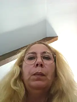 Snapshot of misscokine666 chatting on 10-01-25, 08:24 misscokine666 online show from 10-01-25, 08:24