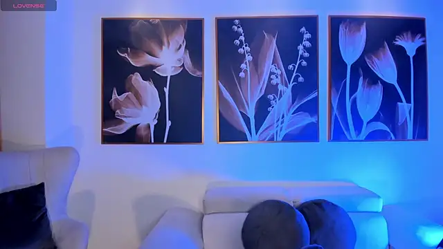 Snapshot of AnnaHoffman_ chatting on 10-16-25, 01:08 AnnaHoffman  online show from 10-16-25, 01:08