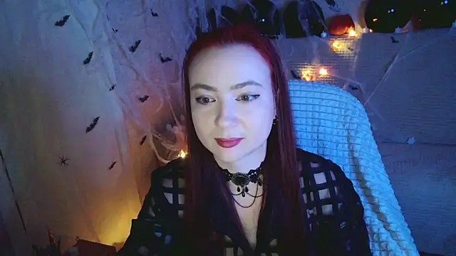 Micky Wood online show from 10-28-25, 03:55