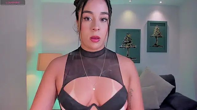 SussyBellX online show from 12-16-25, 09:41