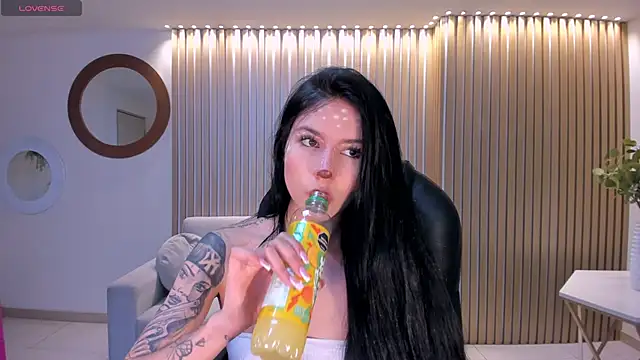 LaurentConnor online show from 11-01-25, 04:52