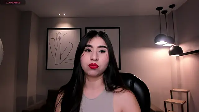 MayaMoretti  online show from 11-07-25, 03:22