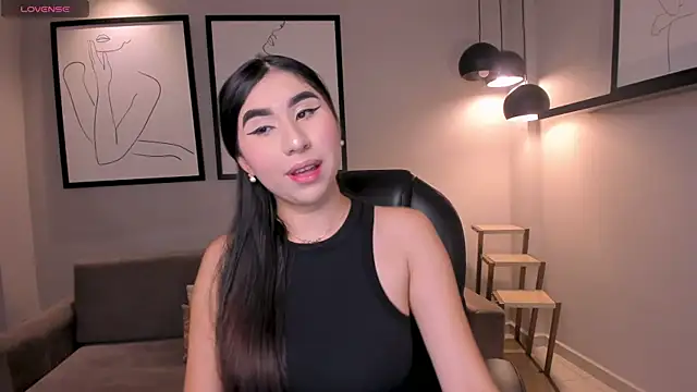 Snapshot of MayaMoretti_ chatting on 10-10-25, 03:51 MayaMoretti online show from 10-10-25, 03:51