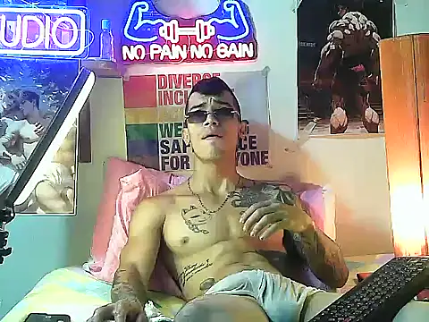 Strongcockfitness online show from 09-22-25, 11:22