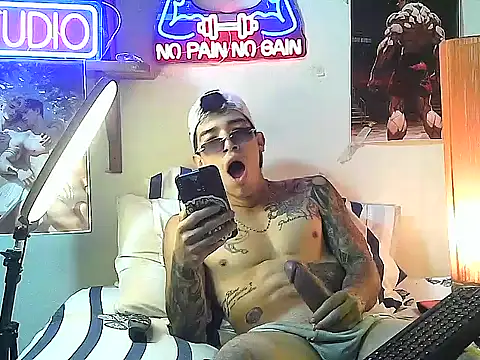 Strongcockfitness online show from 10-19-25, 02:53