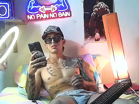 Strongcockfitness online show from 10-29-25, 12:42