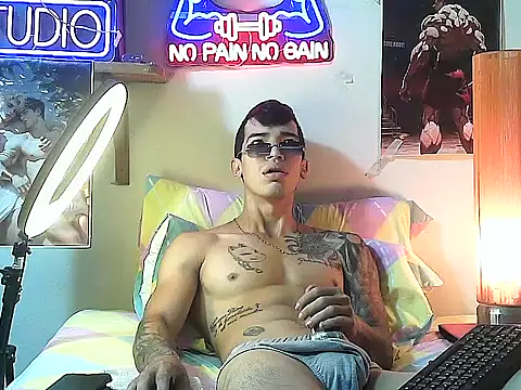 Strongcockfitness online show from 10-23-25, 04:05