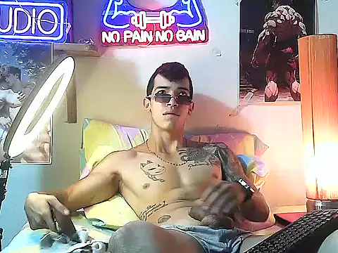 Strongcockfitness online show from 10-22-25, 11:03