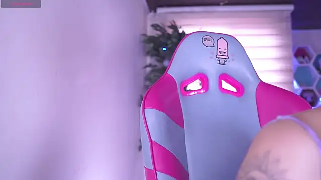 Rebecah 1 online show from 04-09-26, 02:45