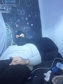 johnboones10 online show from 12-17-25, 06:24