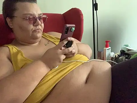 taydeebear online show from 10-17-25, 05:37