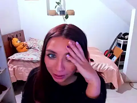 Snapshot of megan_doll2123 chatting on 01-17-26, 12:04 megan doll2123 online show from 01-17-26, 12:04