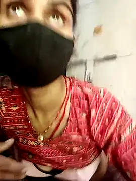 Snapshot of Nishaa_ji chatting on 11-01-25, 07:13 Nishaa ji online show from 11-01-25, 07:13