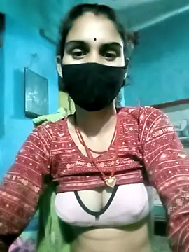 Snapshot of Nishaa_ji chatting on 10-19-25, 11:40 Nishaa ji online show from 10-19-25, 11:40