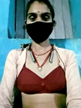 Snapshot of Nishaa_ji chatting on 10-28-25, 03:33 Nishaa ji online show from 10-28-25, 03:33