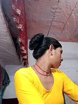 Snapshot of Mansi_ji chatting on 10-02-25, 01:36 Mansi ji online show from 10-02-25, 01:36