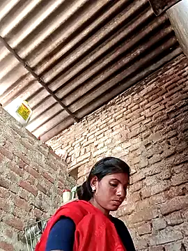 Snapshot of Mansi_ji chatting on 10-14-25, 03:07 Mansi ji online show from 10-14-25, 03:07