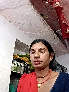 Snapshot of Mansi_ji chatting on 10-15-25, 03:20 Mansi ji online show from 10-15-25, 03:20