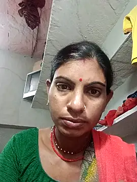 Snapshot of Mansi_ji chatting on 10-28-25, 09:47 Mansi ji online show from 10-28-25, 09:47