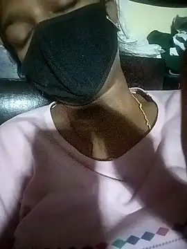 Snapshot of vandana_babi chatting on 10-18-25, 12:56 vandana babi online show from 10-18-25, 12:56