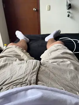 liamty luxor online show from 10-24-25, 07:13